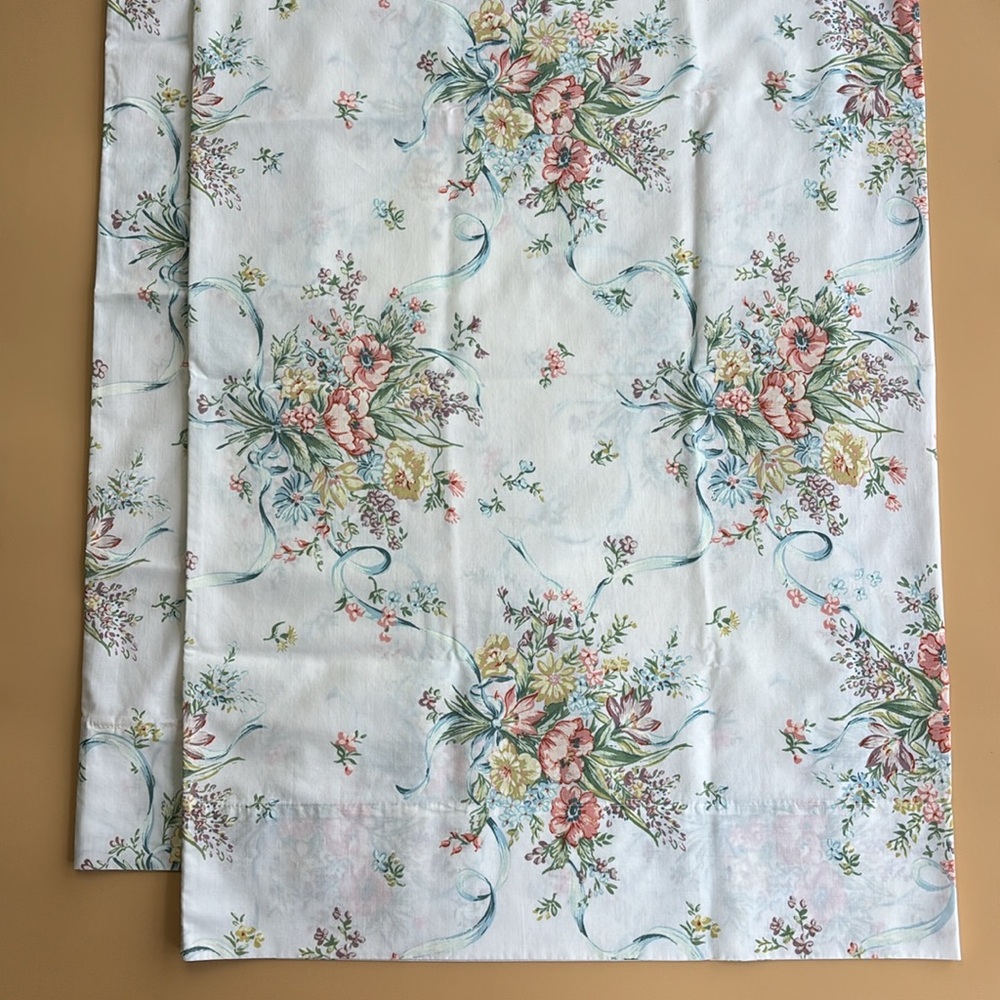 Vintage pillowcases pair of Pequot standard size floral pattern - Picture 3 of 4